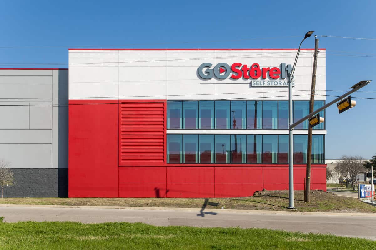 Self Storage properties in Dallas, TX